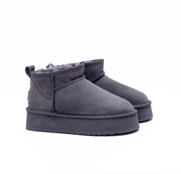 Platform Mini Classic UGG Boots